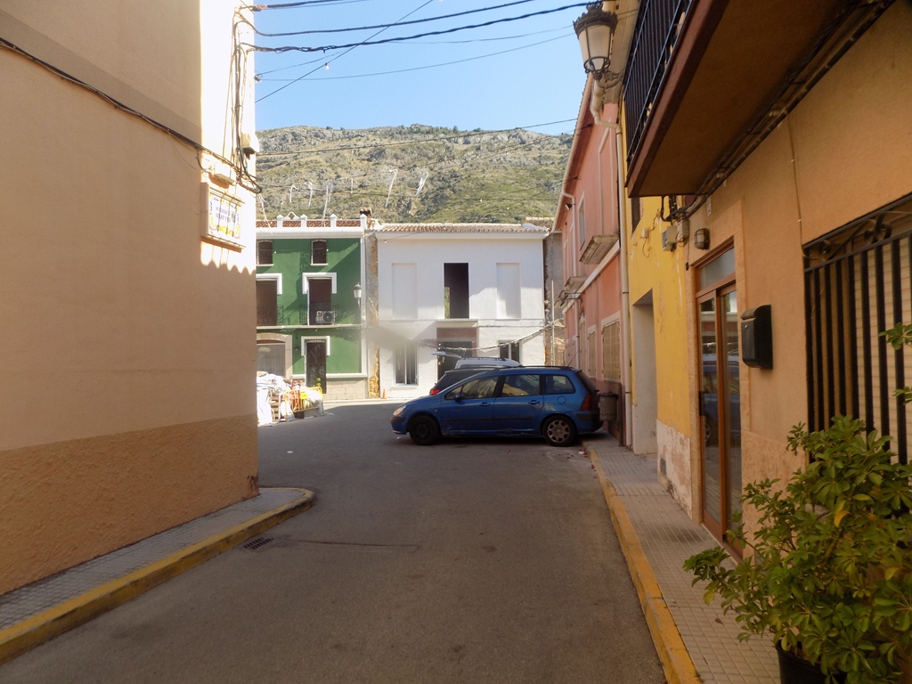 casas-de-pueblo en benijembla ·  70000€