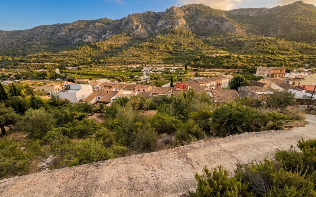 Se vende parcela urbana en La Llosa de Camacho