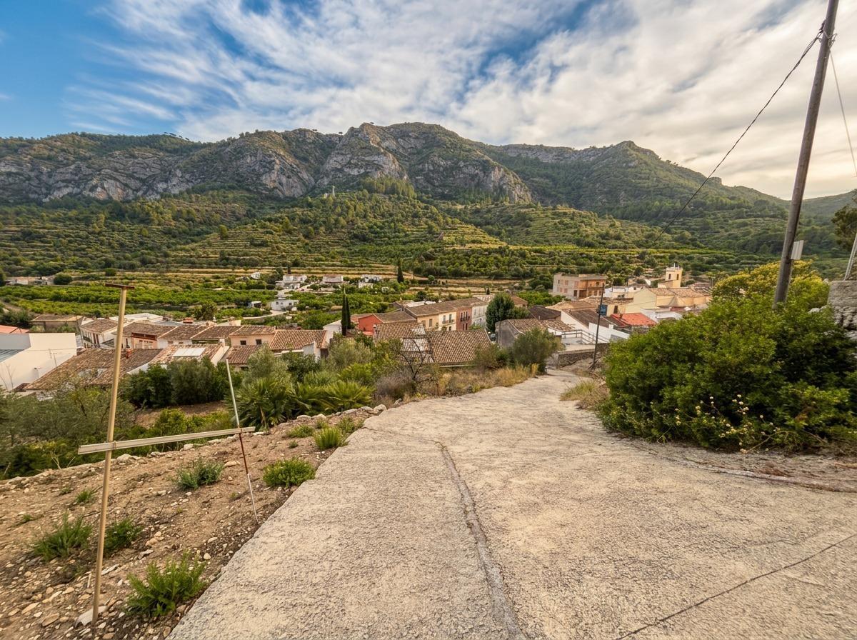 parcela-urbana en llosa-de-camacho ·  120000€